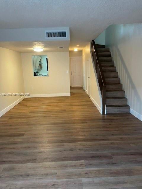 Building Photo - 8020 SW 152nd Ave