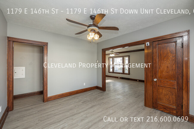 Building Photo - Renovated Cleveland Duplex