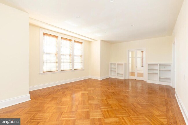 Building Photo - 1800 Rittenhouse Square