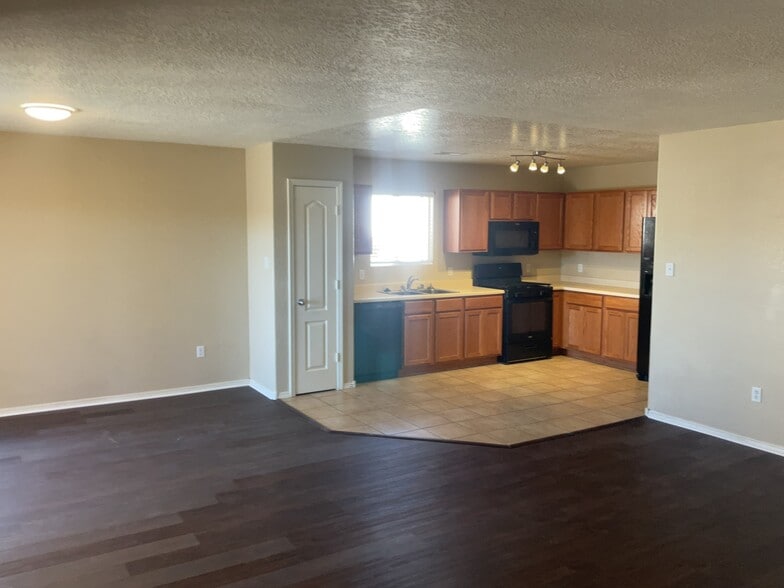 Building Photo - 3753 Havasu Falls St NE