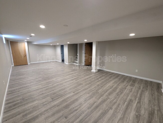 Building Photo - 1146 Swarthmore Ln