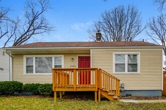 Building Photo - 2084 Belcher Dr