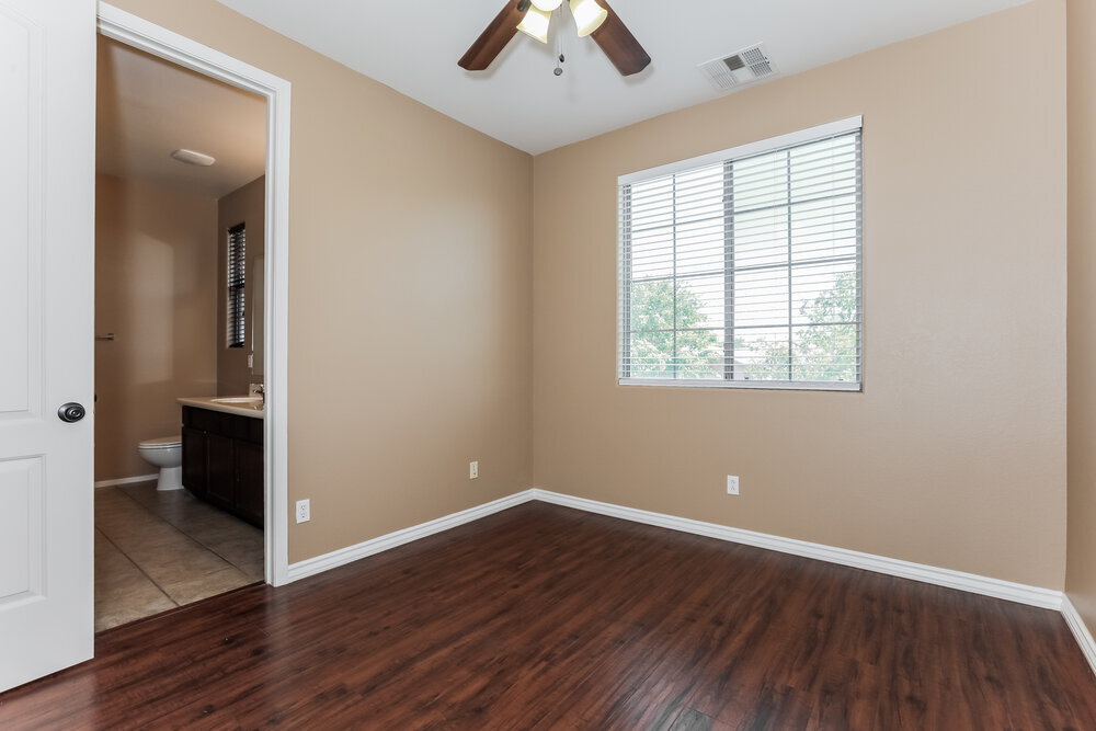 Building Photo - 4128 E Desert Sands Pl