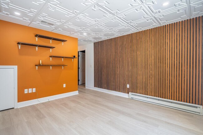 Building Photo - 5 Lowther Pl