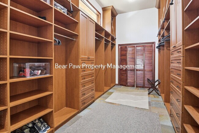 Building Photo - "Spacious 6-Bedroom Retreat with 7 Luxurious Bathrooms off Upper Bear Creek!"