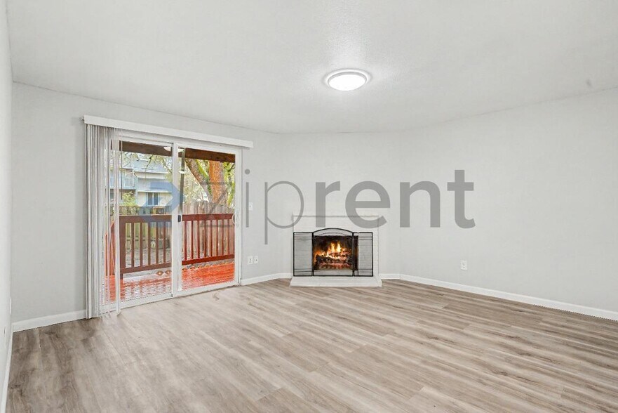 Building Photo - 9660 SW Prairie Terrace