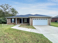 Building Photo - 112 Burdine St
