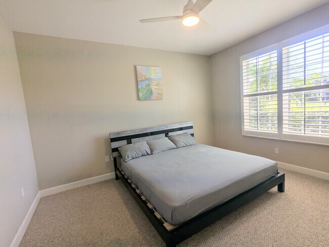 Building Photo - 5284 Descanso Ct