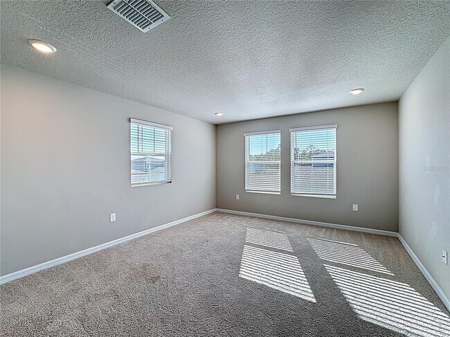 Building Photo - 5251 Meredrew Ln