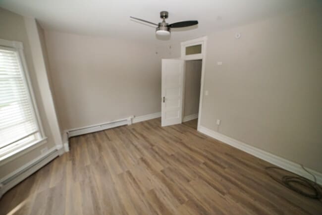 Building Photo - 2130 Glendale Ave