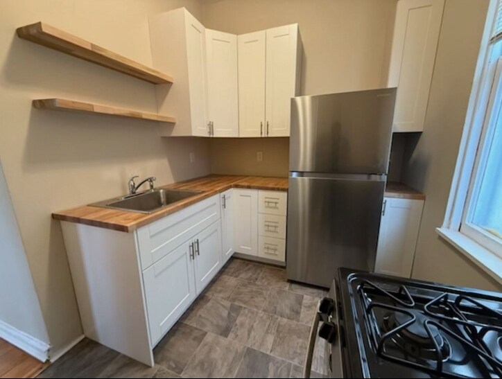 Building Photo - 1669 N Humboldt Ave