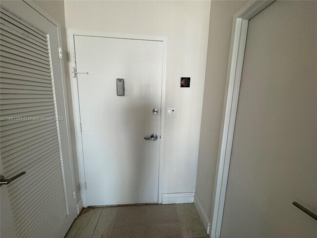 Building Photo - 5401 Collins Ave