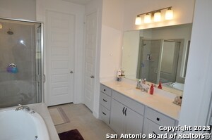 Building Photo - 9417 Iron Keeper