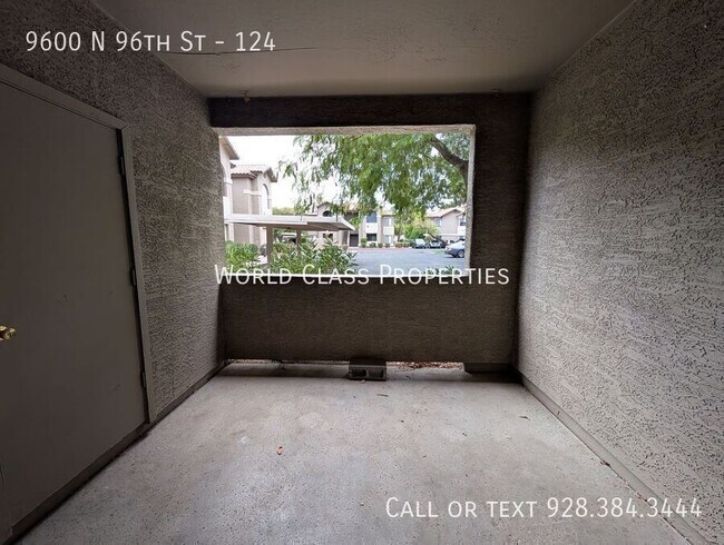 Building Photo - 9600 N 96th St