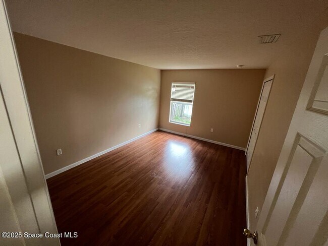 Building Photo - 156 Frederica Ave