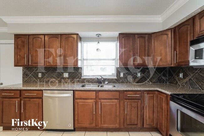 Building Photo - 8492 Buena Vista Rd