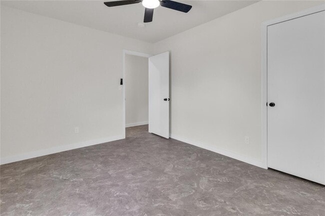 Building Photo - 12508 Abbotts Way