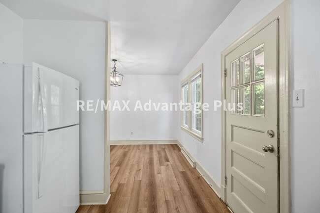 Building Photo - 3 Bedroom 2 Bath in Farmville!