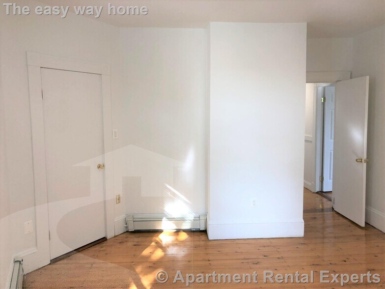 Building Photo - 56 Portsmouth St