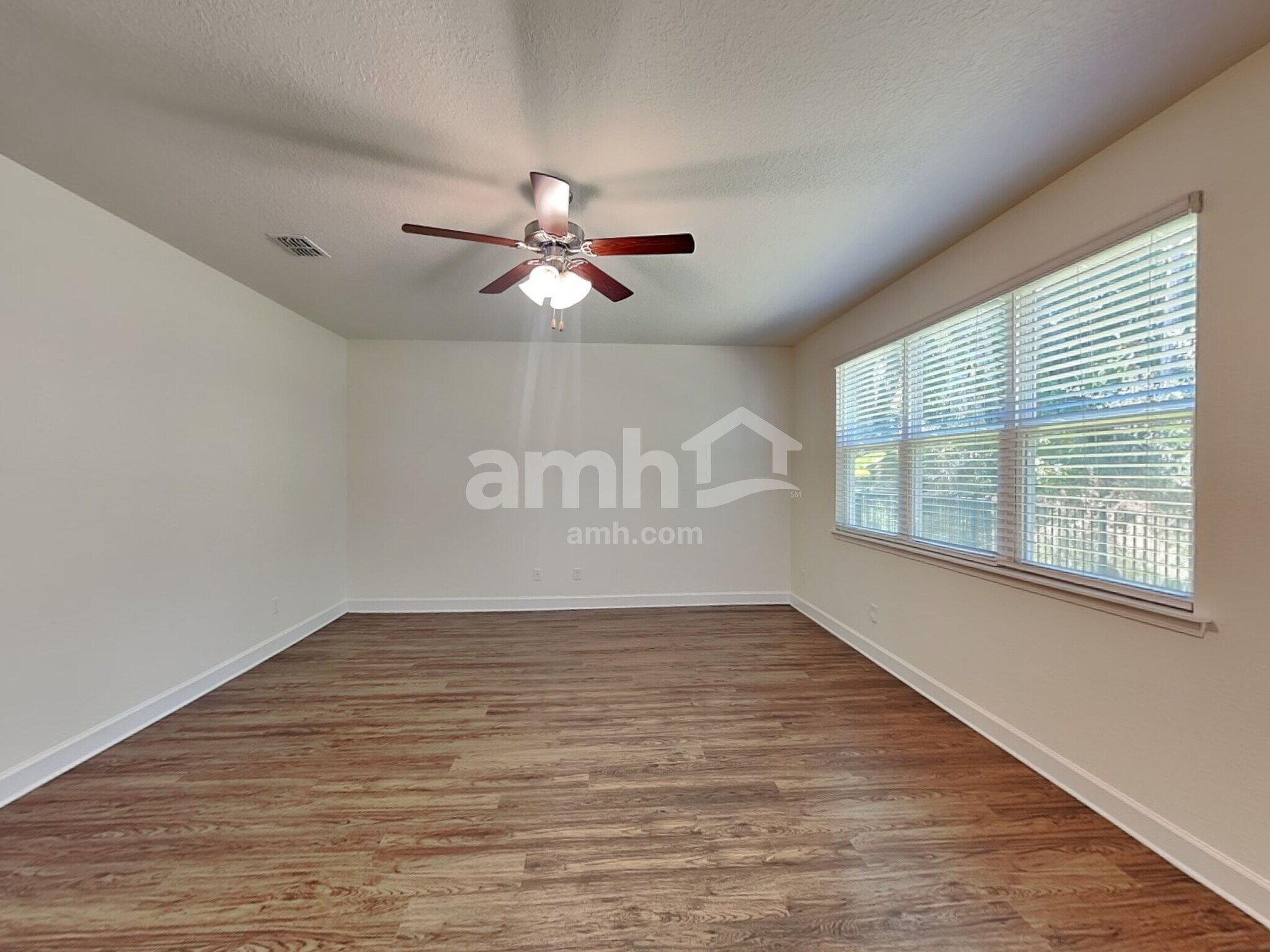 Building Photo - 1847 Silver Point