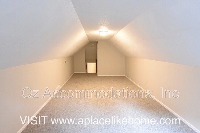 Building Photo - 12119 W 99th Terrace