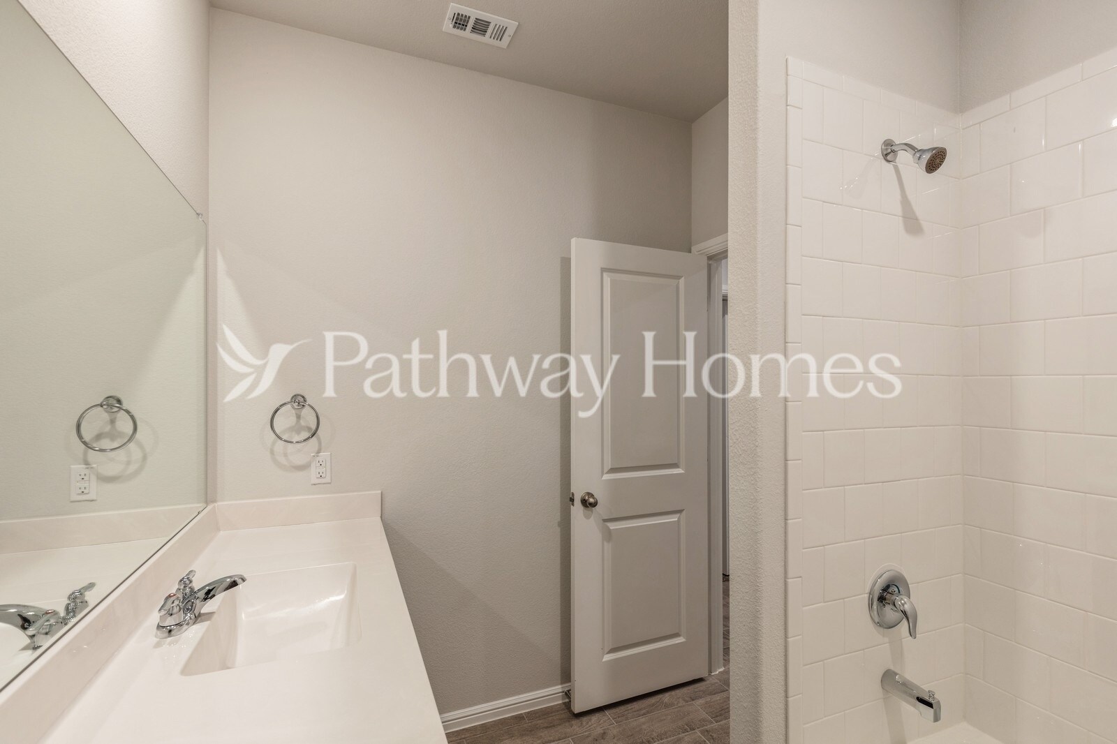 Building Photo - 9708 Olanta Trl