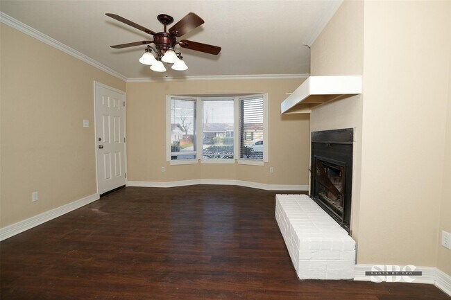 Building Photo - BIG HOME IN GARDEN VALLEY AREA OF SHREVEPORT