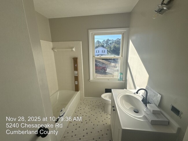 Building Photo - 5240 Chesapeake Rd