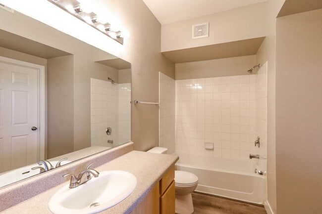 Building Photo - 2 Suite 1st Floor Condo In Gated Northwest...
