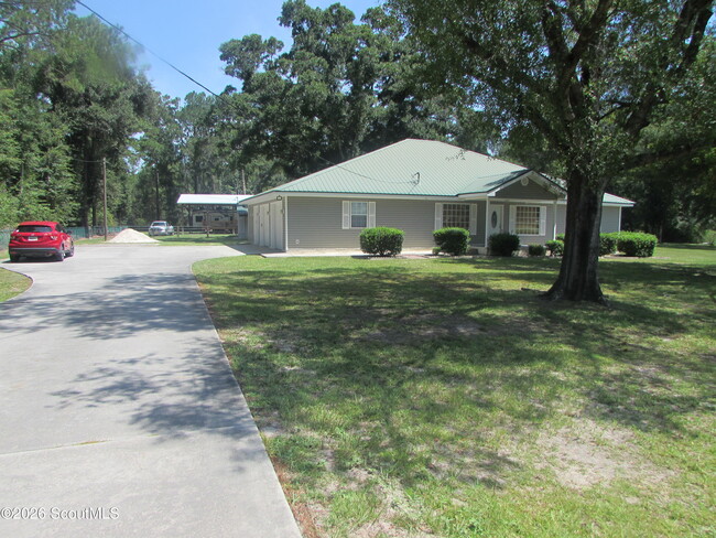 Building Photo - 2549 Cactus St