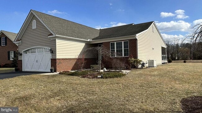 Building Photo - 148 Woodhaven Dr