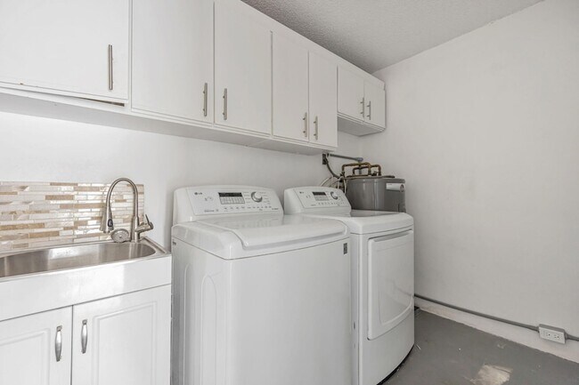 Building Photo - 21356 Summertrace Cir