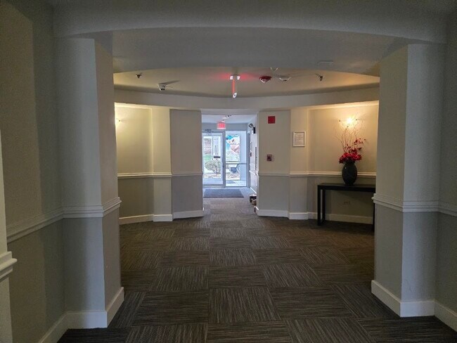 Building Photo - 3255 Kirchoff Rd