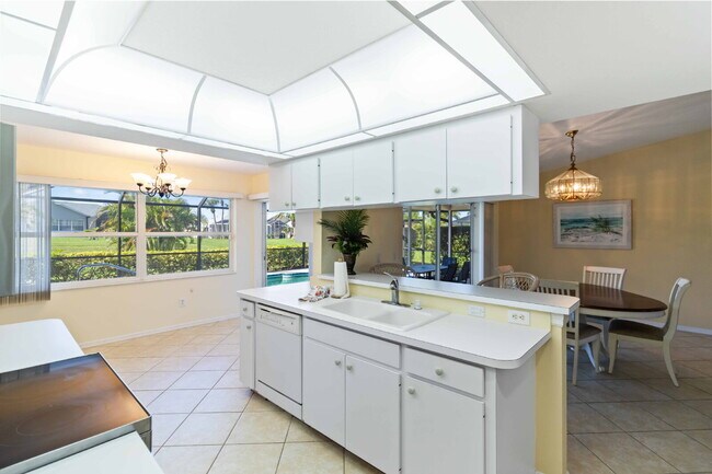 Building Photo - "Fully Furnished 3-Bedroom, pool home in Rotonda West!"