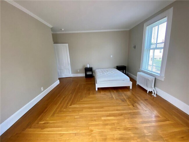 Building Photo - 30 Gould St