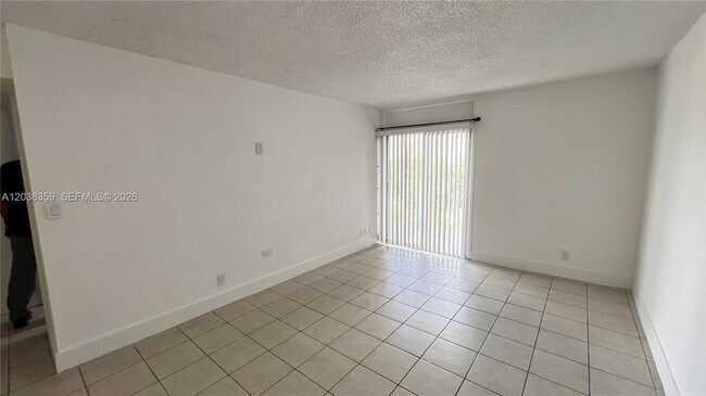 Building Photo - 4550 NW 9th St