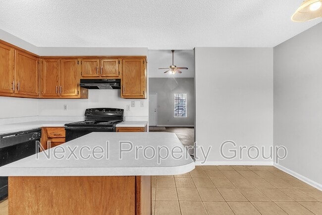 Building Photo - 2932 Churchwell Dr