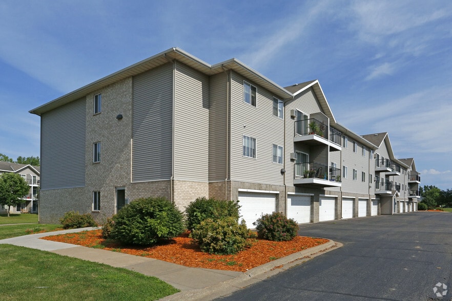 Primary Photo - Cedar Ridge