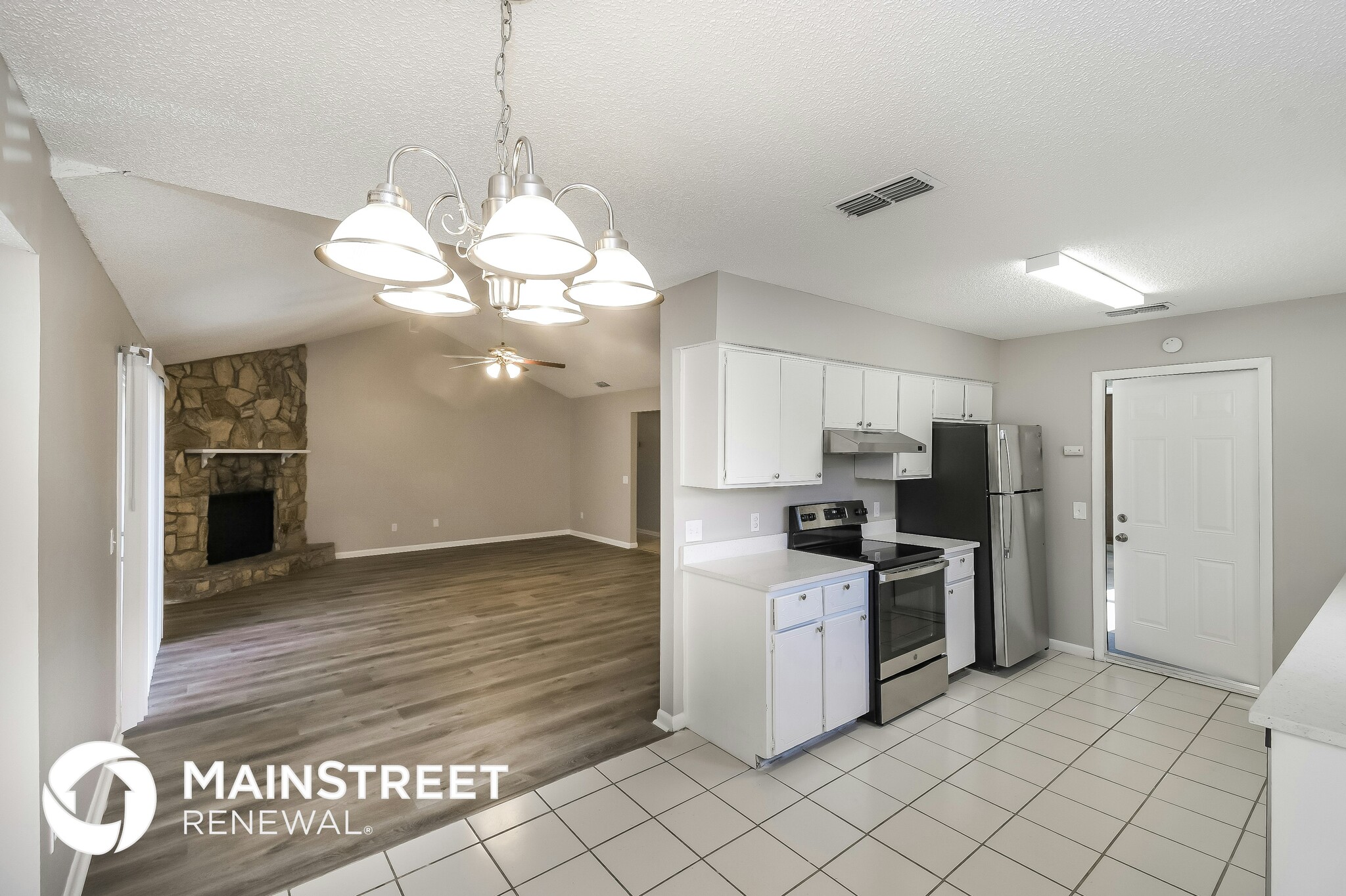 Building Photo - 11023 Poppins Ct