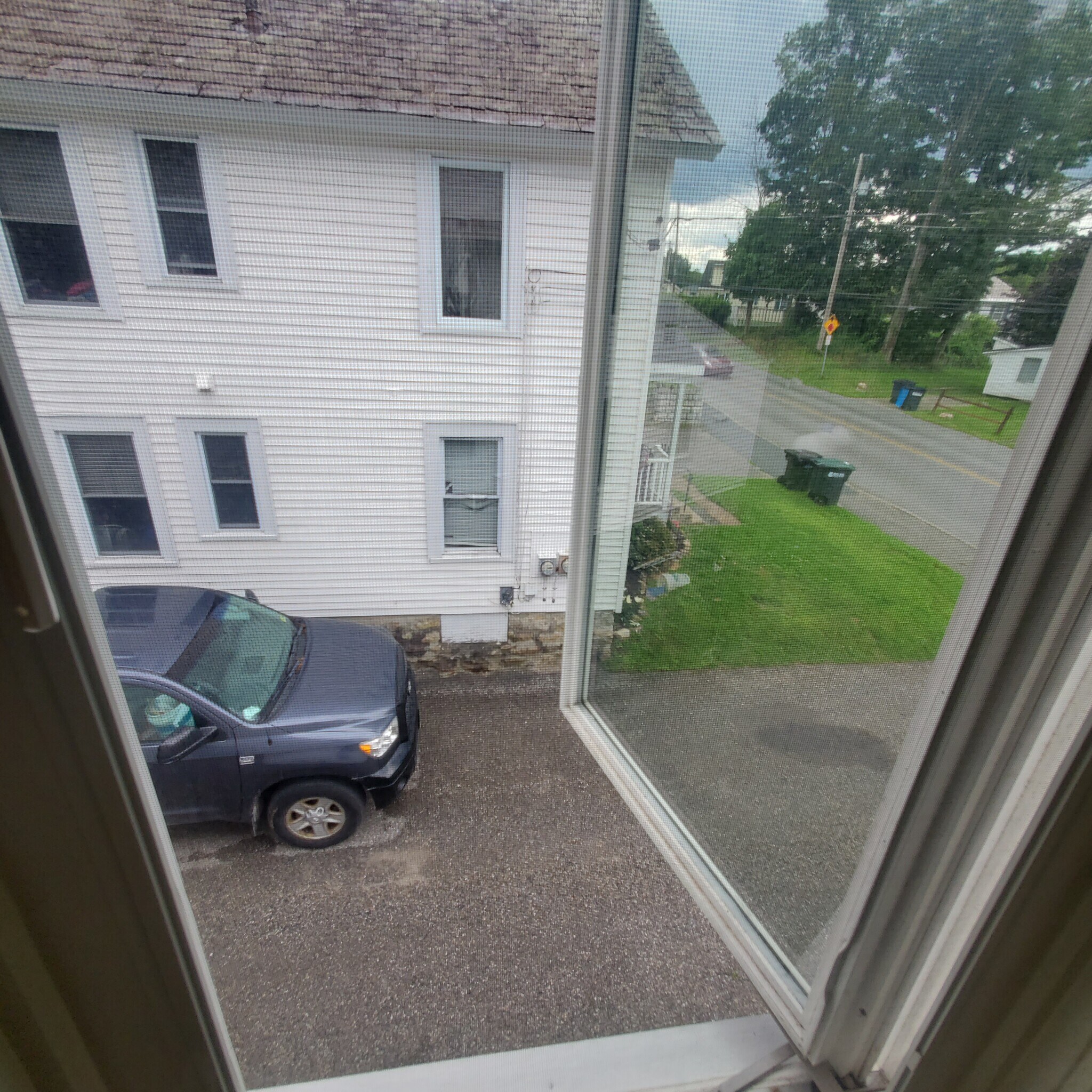 Building Photo - 178 S Branch St