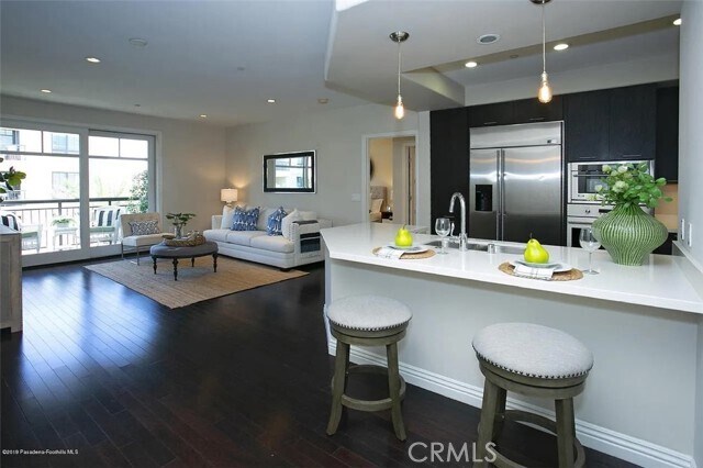 Building Photo - 511 Caruso Ave