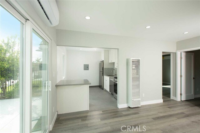 Building Photo - 5459 Carlin St