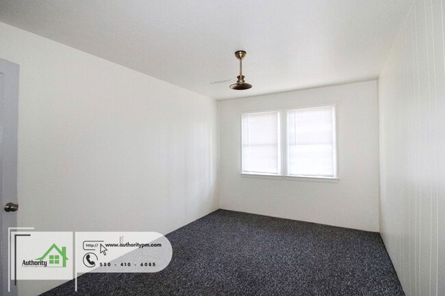 Building Photo - 2970 Anita St