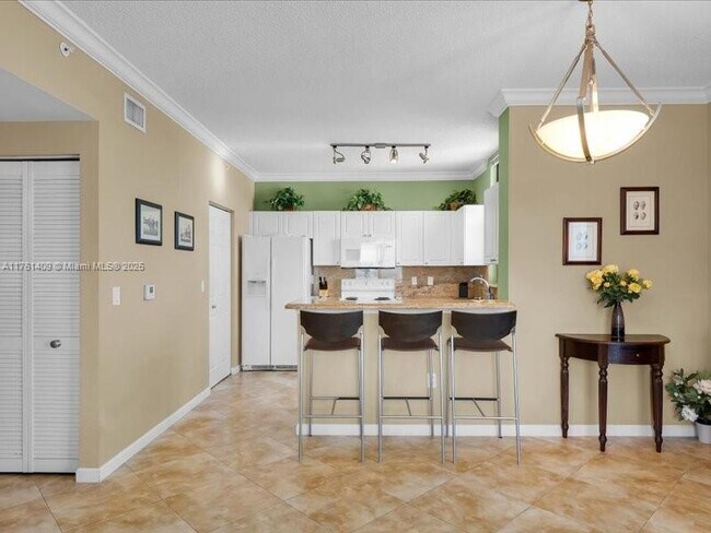 Building Photo - 651 Okeechobee Blvd
