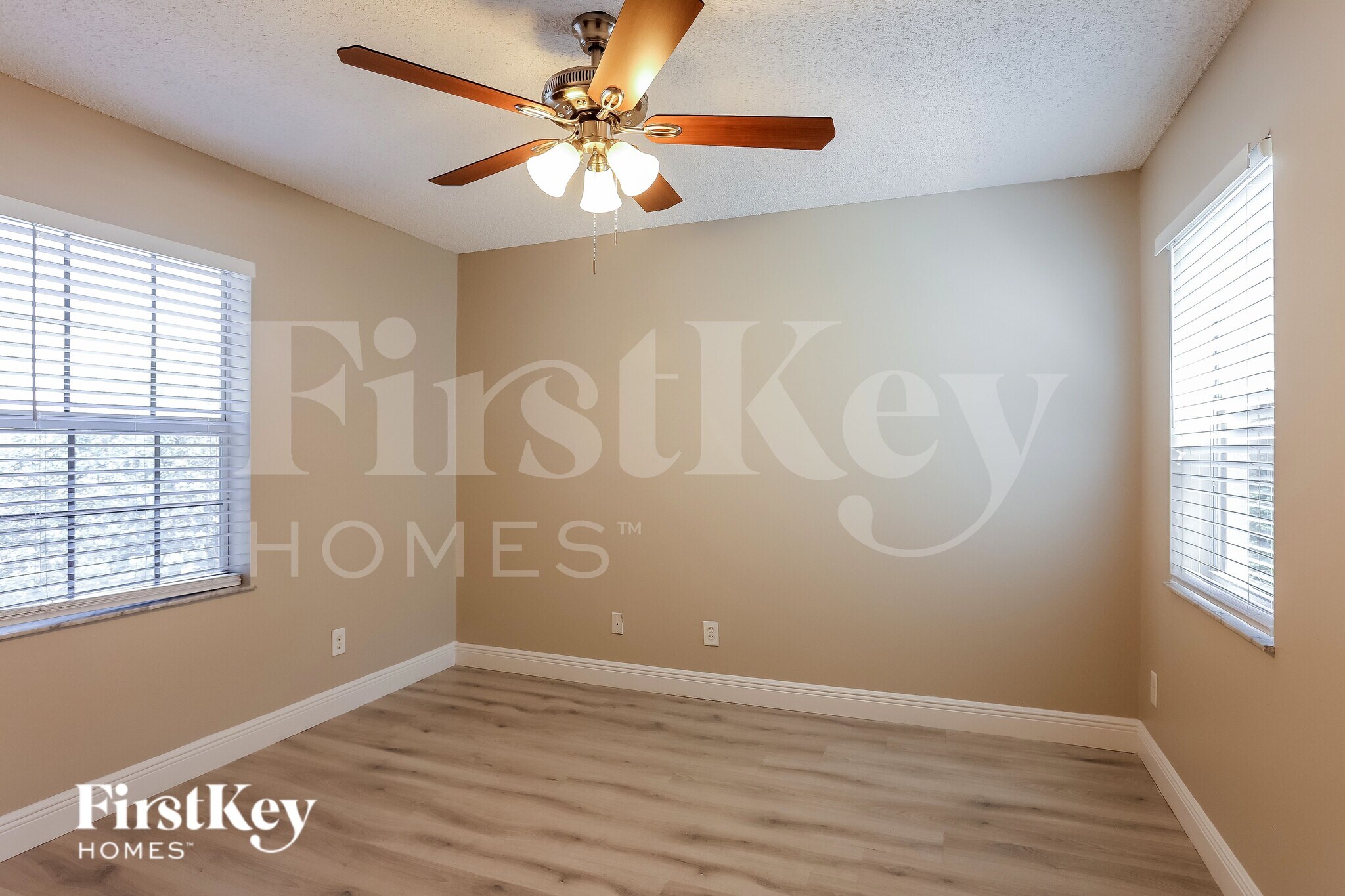 Building Photo - 10837 NW 46th Dr