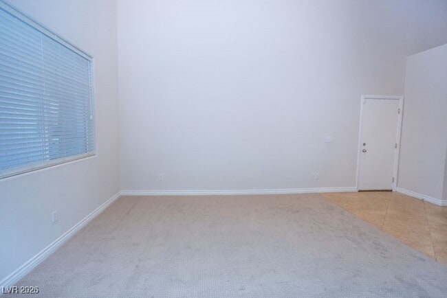 Building Photo - 1113 E Hammer Ln