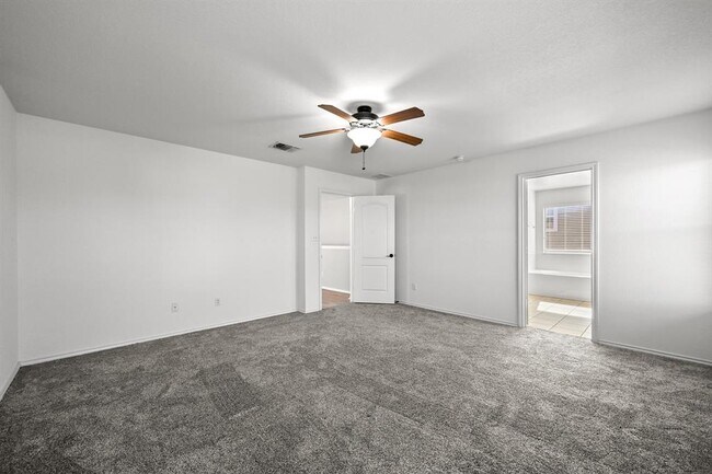 Building Photo - 9016 Stambourne St