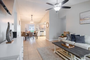 Building Photo - 888 Florida Pky