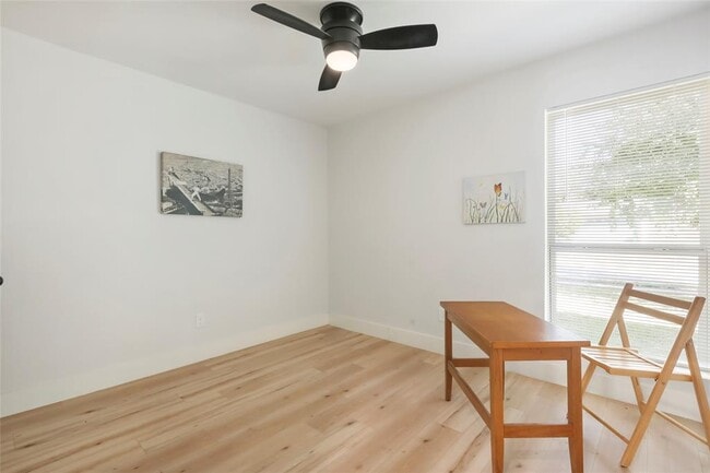 Building Photo - 10410 Quail Ridge Dr