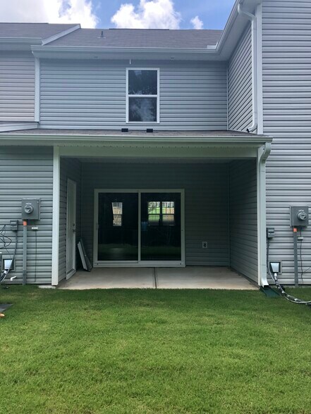 Building Photo - 225 Chandler Ct